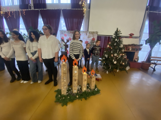 Harmadik adventi gyertyagyújtás